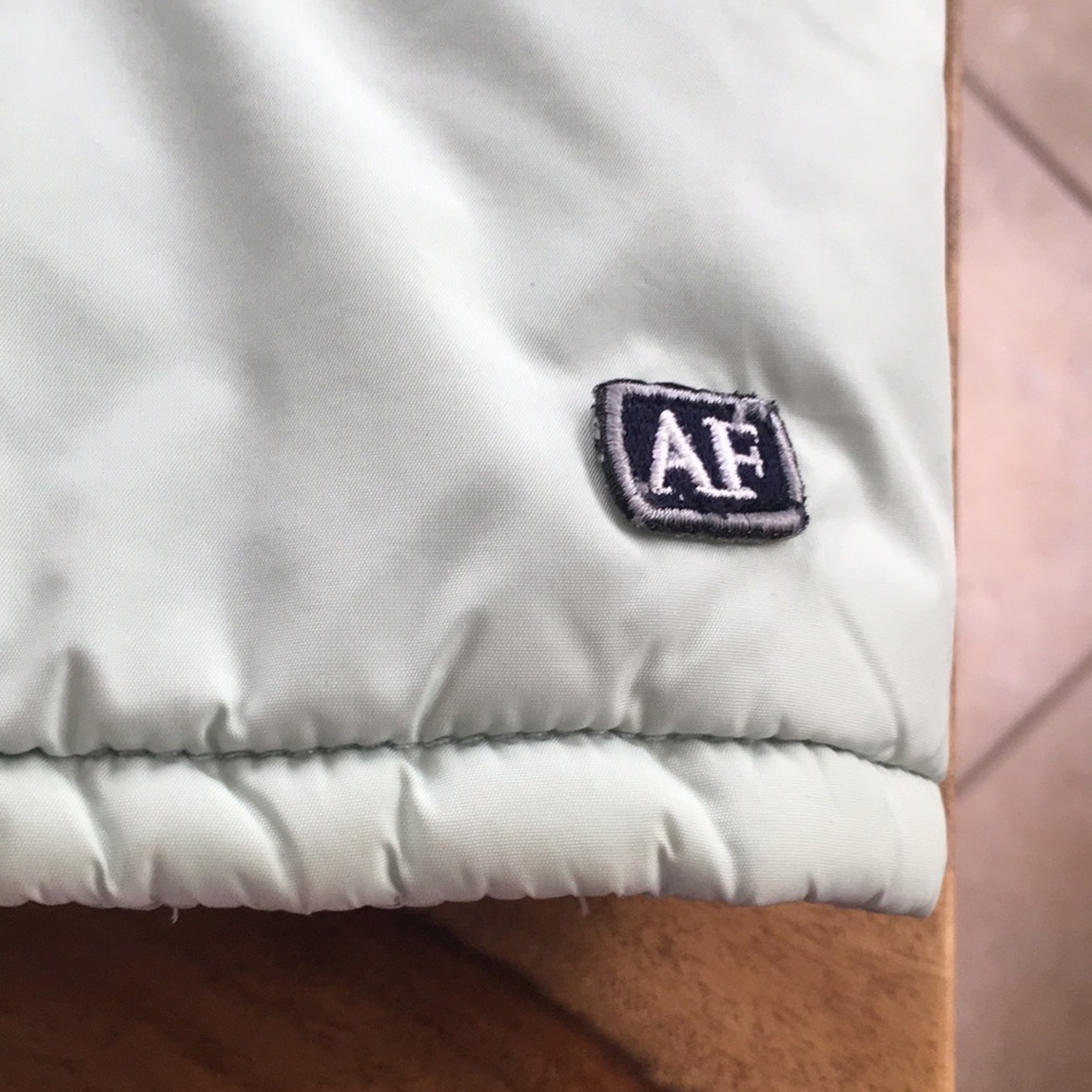 Abercrombie & Fitch Light Green Puffer Ski Jacket - Picture 8 of 10